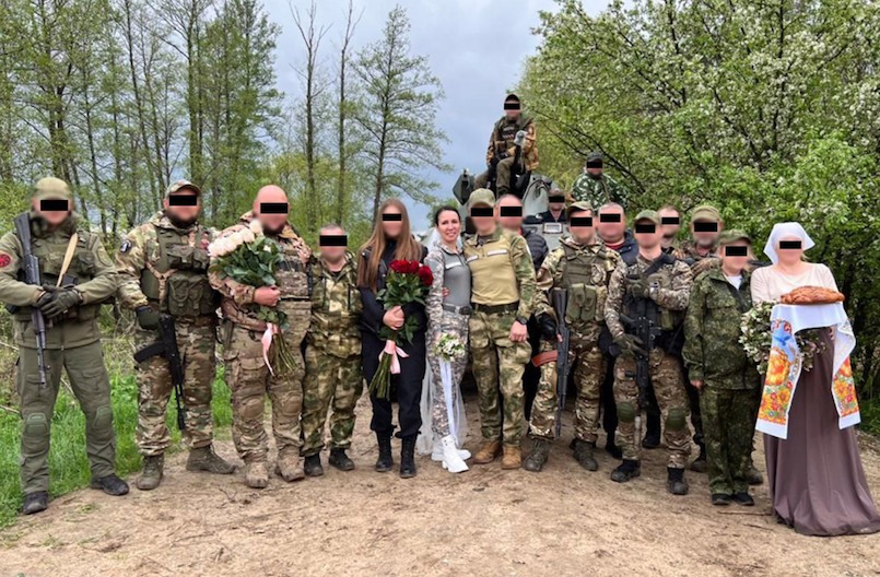 Замуж за одного из солдат на СВО вышла волонтер Ольга Рыжкина