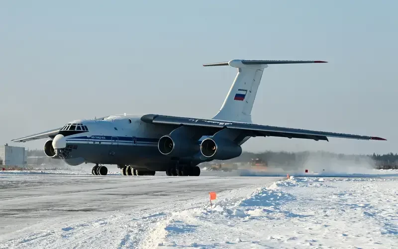 Сообщается о передаче ВКС РФ очередного нового военно-транспортного самолёта Ил-76МД-90А
