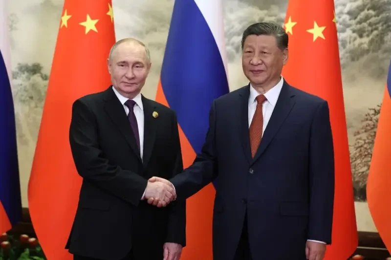 WSJ: сближение Трампа с Москвой направлено на отрыв России от Китая, но приводит к расколу Запада