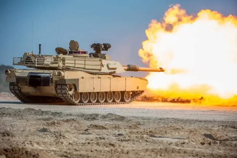СМИ США: американские экипажи танков Abrams за годы борьбы с повстанцами разучились стрелять