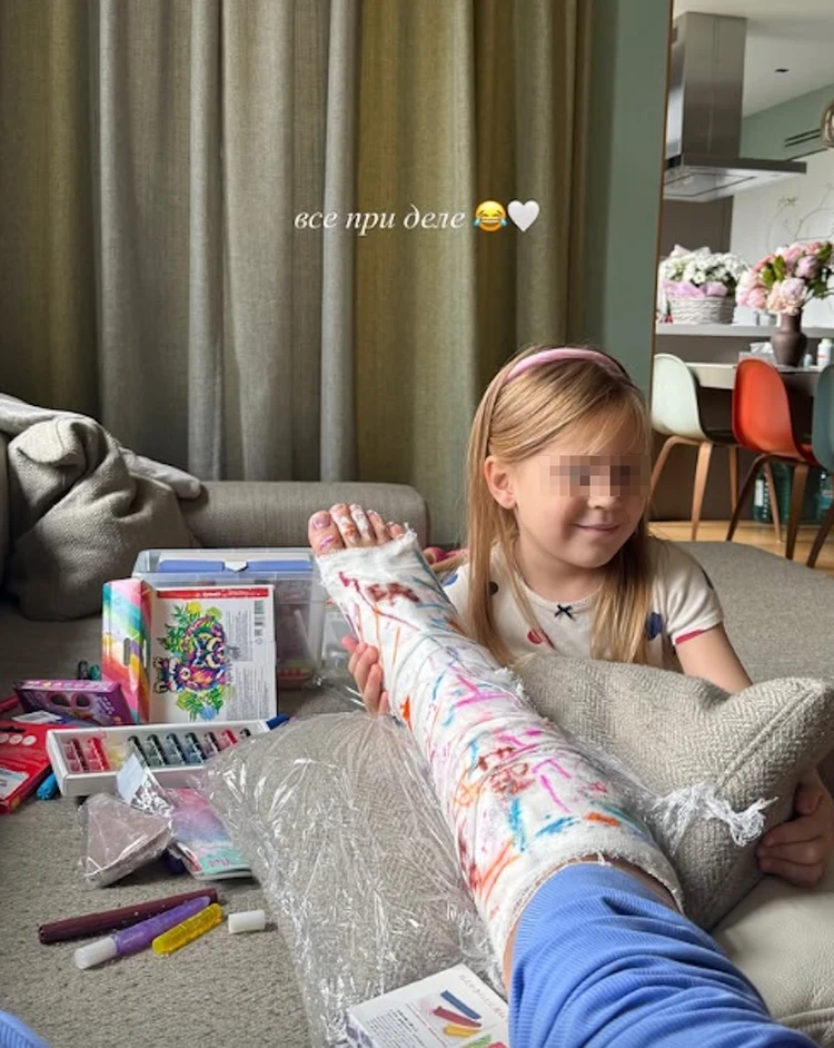 «Прыгала от счастья и поскользнулась»: Старшую дочь Семака госпитализировали прямо с вечеринки в честь дня рождения