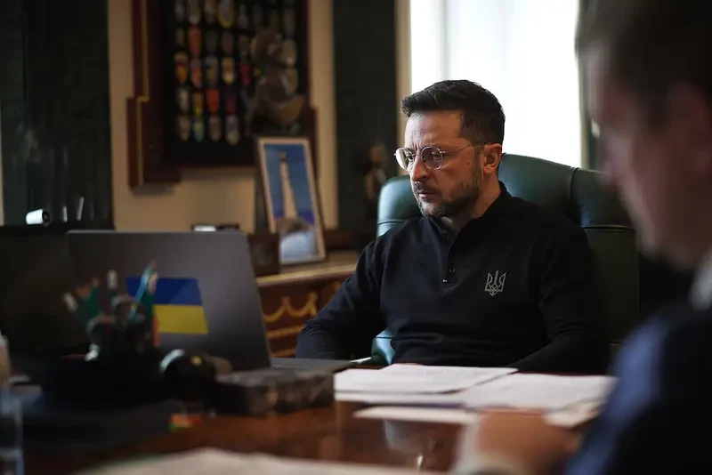 От действующей украинской власти не добиться ни признания Крыма, ни отвода войск из четырёх регионов