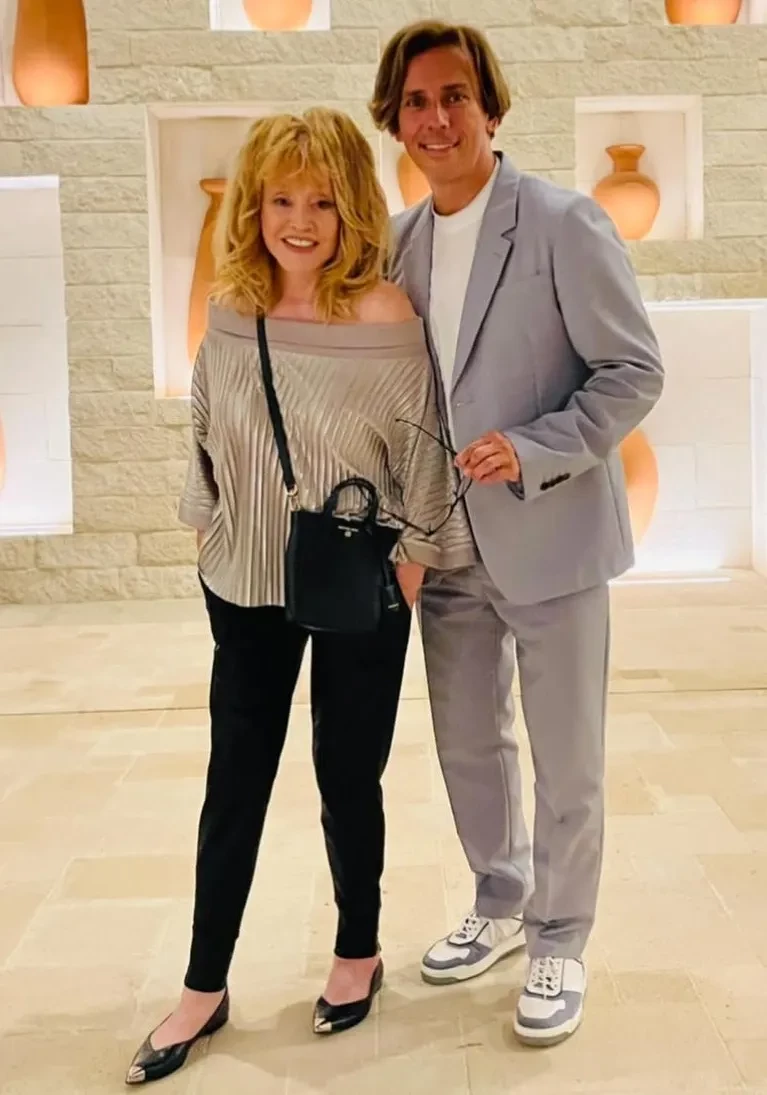 Аллу Пугачёву и Ивана Урганта отказались признать иноагентами