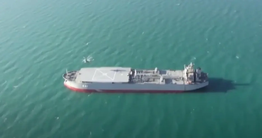 Из нефтяного танкера в носитель беспилотников: Иран готовится к морским испытаниям нового «дрононосца»