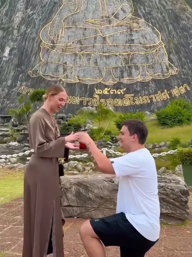 Сын Михаила Круга женится на девушке, с которой познакомился на шоу "Давай поженимся!"