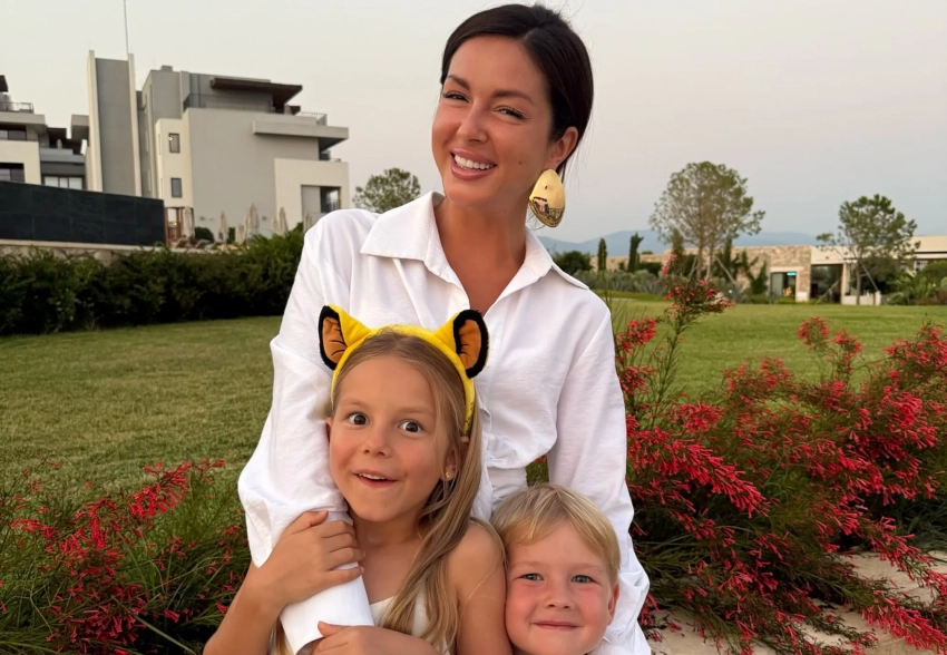 "Семья прежде всего". Нюша встретилась с детьми, которые остались жить с её бывшим мужем Игорем Сивовым