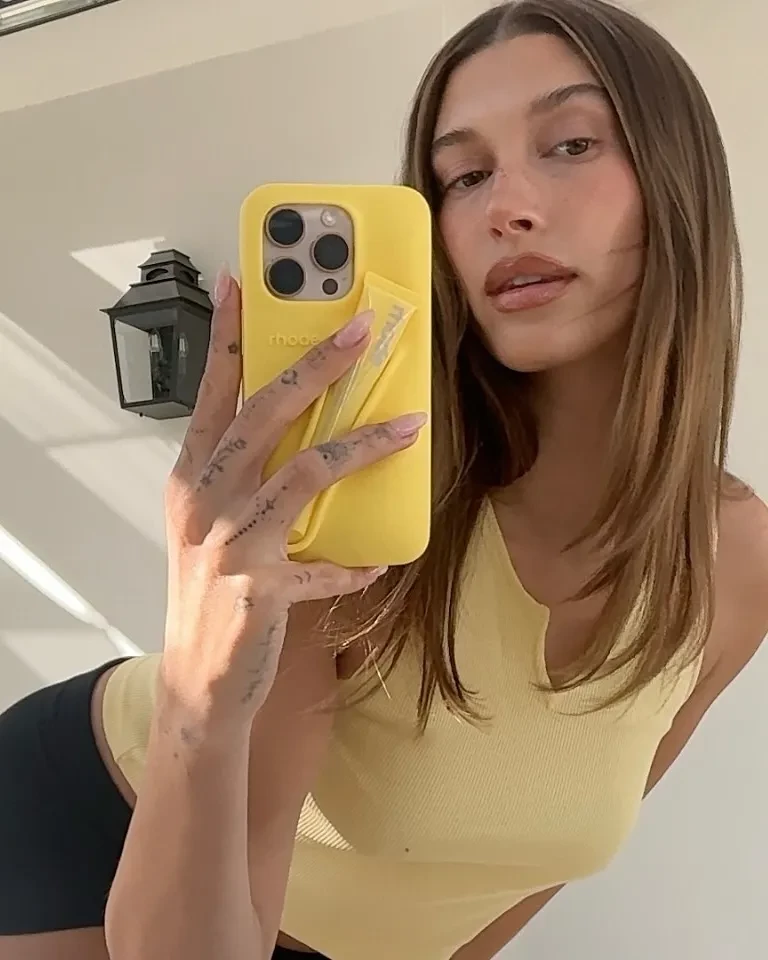 Российская модель Аня Горяинова снялась для бренда Хейли Бибер