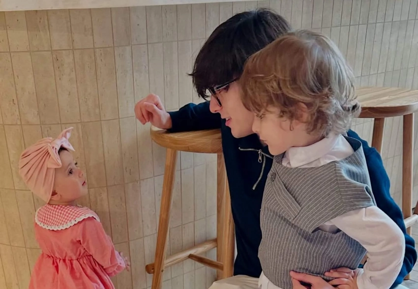 Елизавета Арзамасова показала фото дочери с родным и единокровным братьями