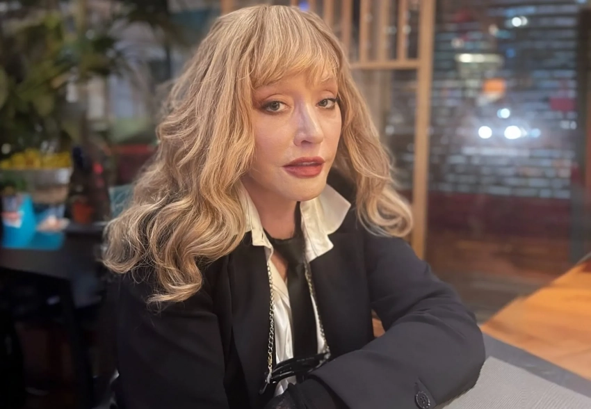 Алла Пугачёва поздравила украинского артиста Вакарчука с наградой от Зеленского после его службы в ВСУ