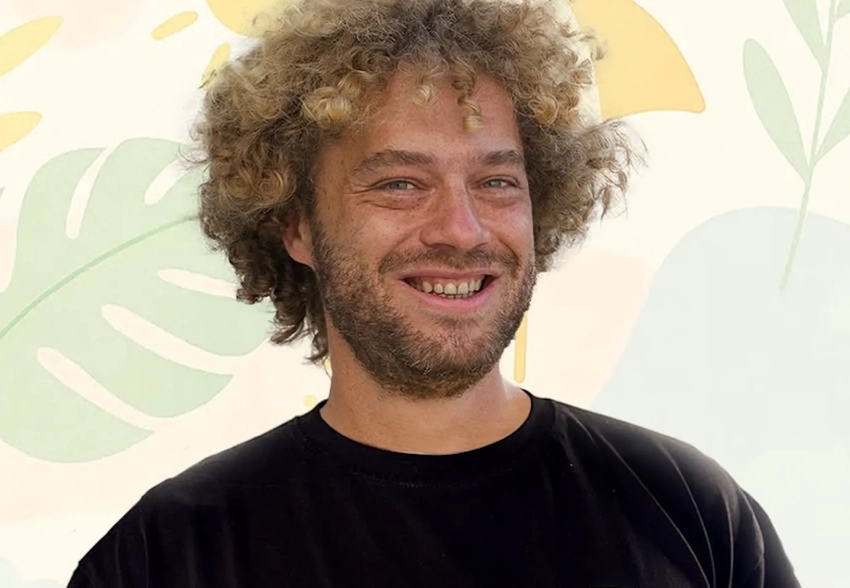 "Уйти в лес и послать тех, кто неприятен". Блогер Илья Варламов* поделился секретом счастья