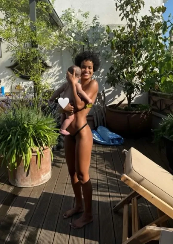 Нара Баптиста опубликовала новое совместное фото с Венсаном Касселем