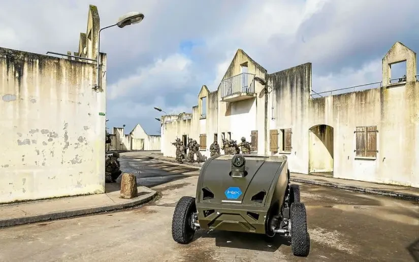 Французский РТК Hermione: водородные топливные элементы для армии