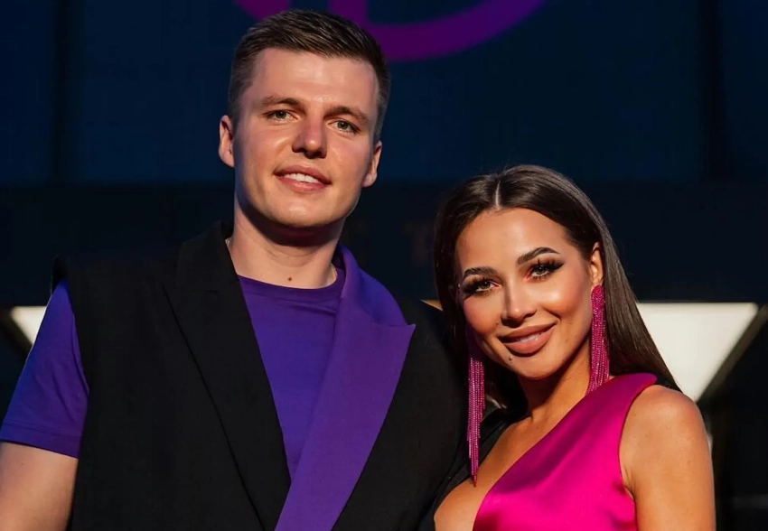 Валерии (Лерчек) и Артёму Чекалиным предъявили обвинение о выводе более 250 млн рублей из России