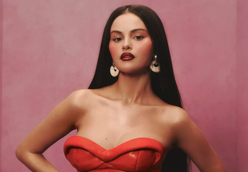 Похудевшая Селена Гомес снялась для обложки и прокомментировала травлю из-за веса