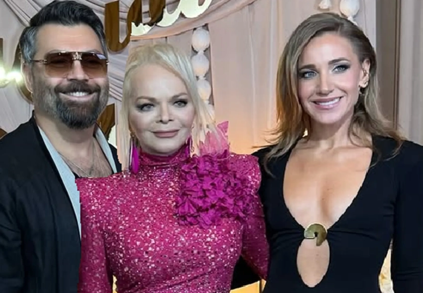 Танцы в стиле латино, многоярусный торт и звёздные гости: Лариса Долина отметила 70-летие