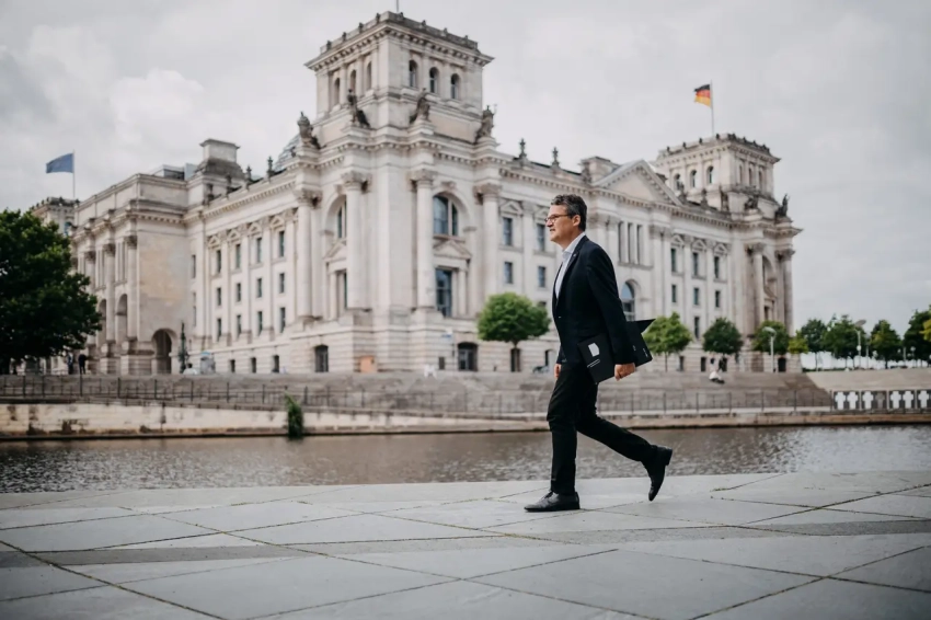 Немецкий депутат: дроны ВС России пролетали над инфраструктурой Германии 500 раз