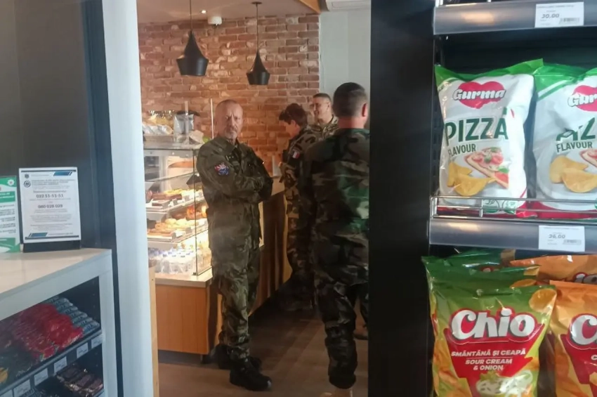 Франция перебрасывает своих военных из Румынии в Молдавию