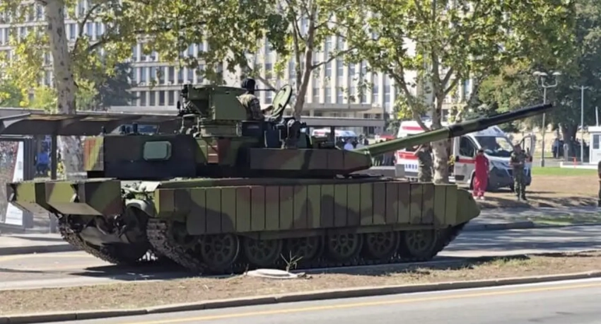«Не уступает Т-90М»: Сербия показала танк M-84AS3 с комплексом активной защиты