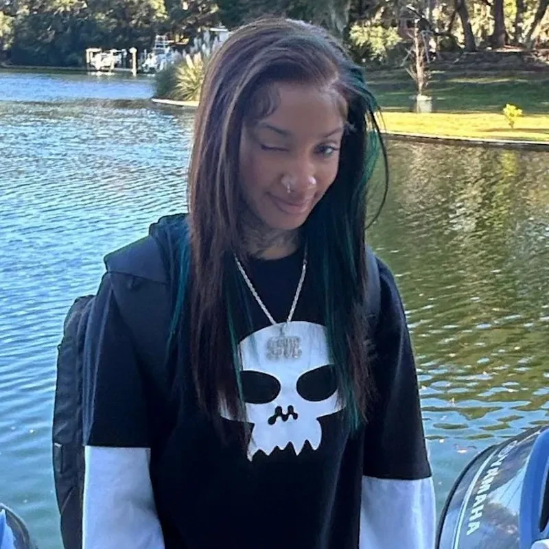 12-летняя дочь Канье Уэста и Ким Кардашьян примерила образ "хорошей девочки" на Хэллоуин