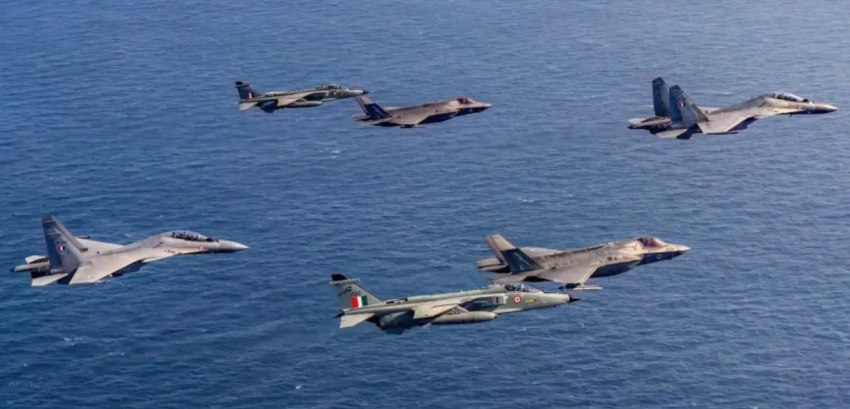 Су-30 vs F-35: они все-таки встретились!