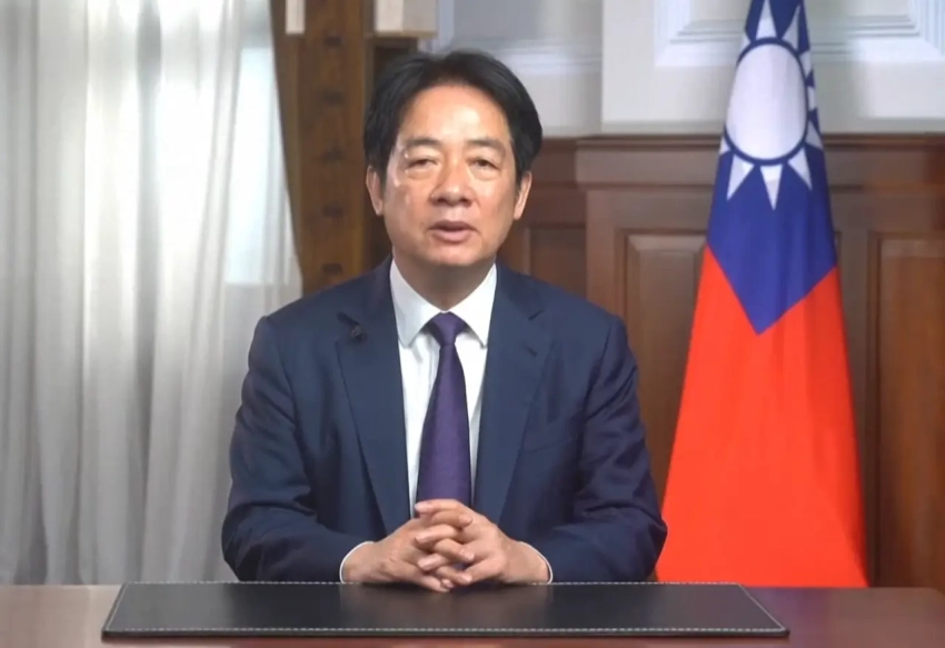 Тайвань отверг гибридную формулу Пекина и пообещал усилить оборону острова