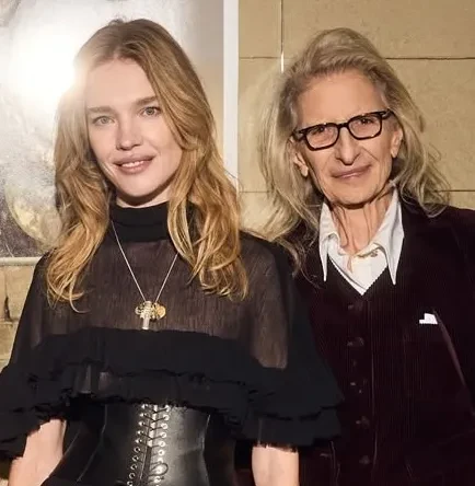 Наталья Водянова и Линда Евангелиста на открытии выставки Энни Лейбовиц в Испании