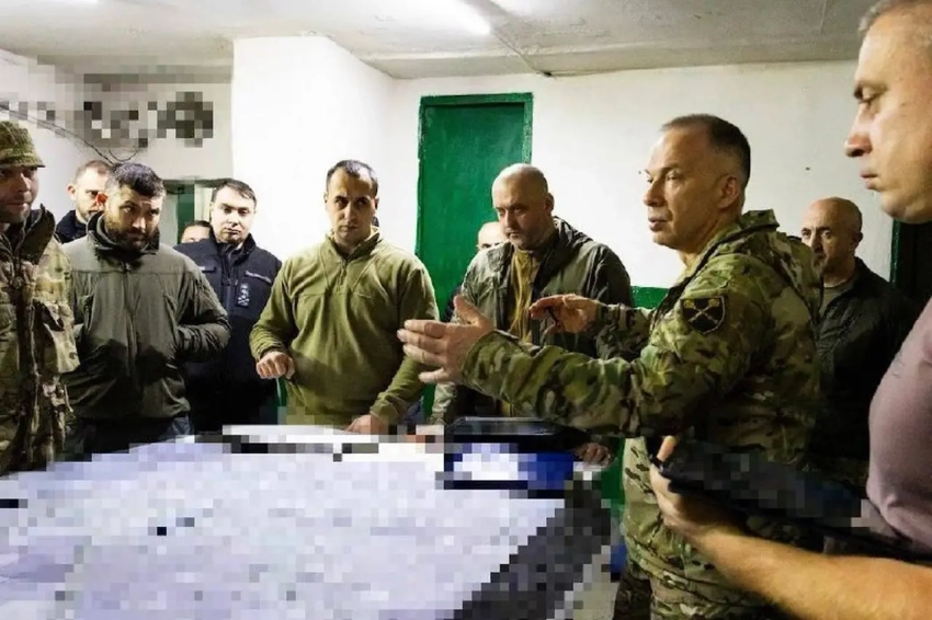 Сырский просит ВСУ держать Покровск ещё неделю, обещая деблокировать город