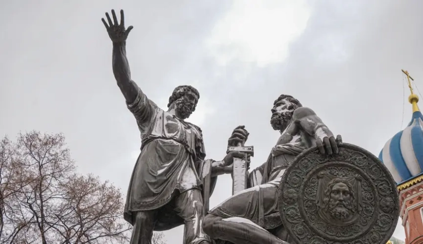 О празднике 4 ноября: размышления о противоречиях, разрушающих наше единство