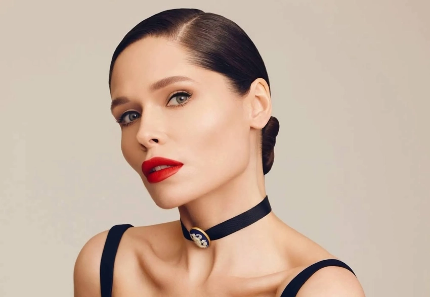 К Полине Аскери, с которой бывший муж-миллиардер Борис Белоцерковский судился из-за подарков, захотели вернуться трое мужчин