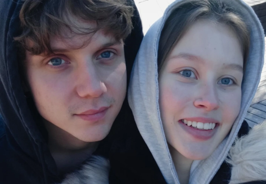 16-летняя Анна Пересильд отдохнула вместе с бойфрендом Ваней Дмитриенко на Шри-Ланке