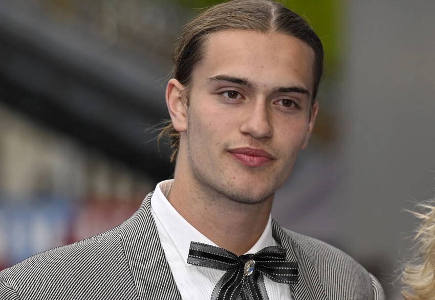 Cын Клаудии Шиффер, сын Майкла Дугласа и аристократы: вышел список самых завидных холостяков Великобритании