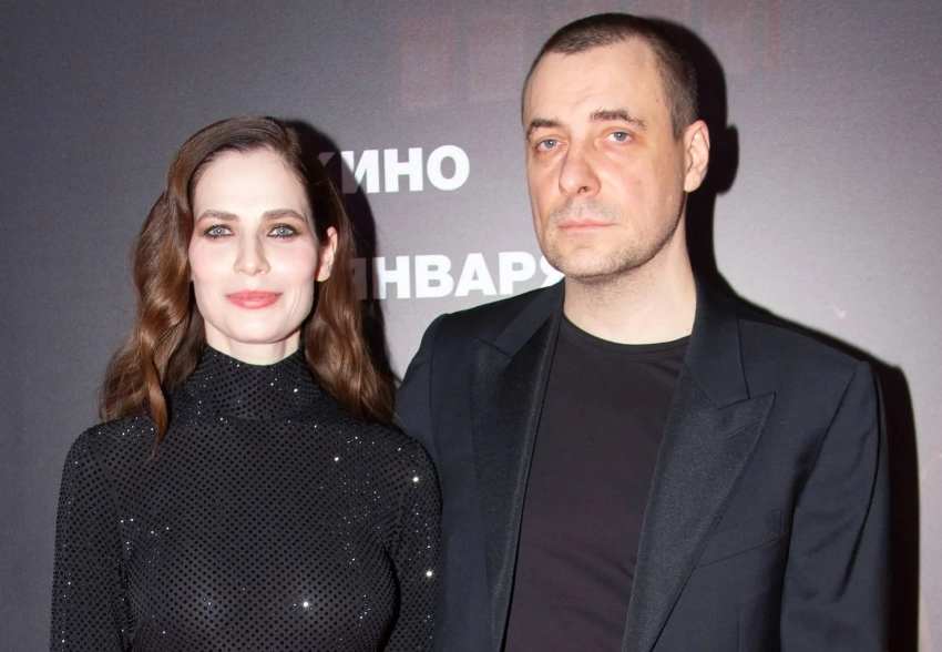 "Трагическая глупость". Юлия Снигирь, Евгений Цыганов и Леонид Ярмольник поддержали Аглаю Тарасову в суде по делу о наркотиках