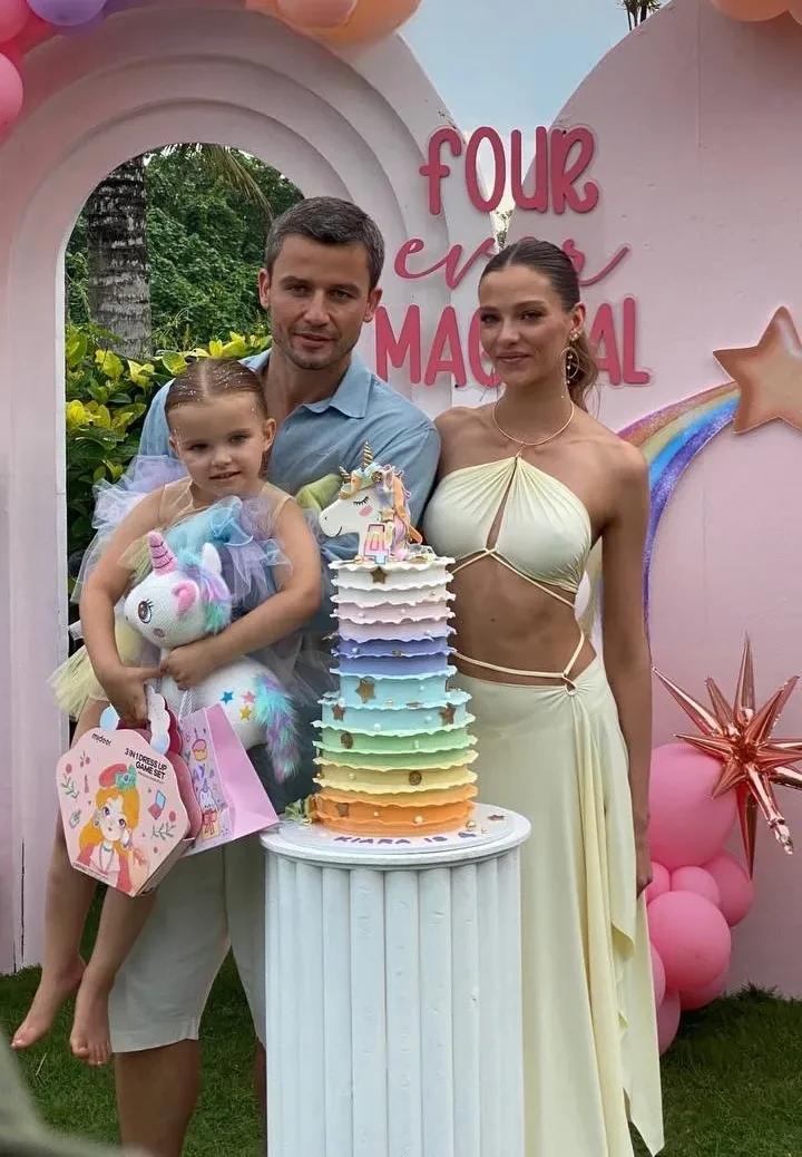 Алеся Кафельникова снялась для Vogue