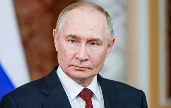 Путин отменил ежегодные декларации о доходах госслужащих