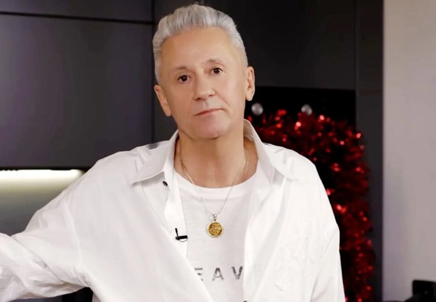 "Иду в магазин, и гадость отходит постепенно". Олег Меньшиков высказался о своём шопоголизме, главной проблеме 30-летних и любви