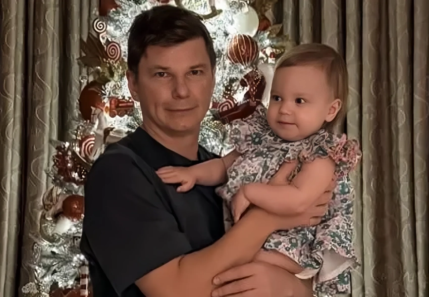 Андрей Аршавин проводит новогодние праздники с возлюбленной Анной Петрушиной и их дочерью