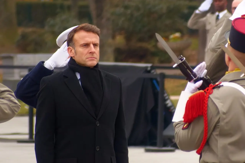 Макрон похвастался захватом французскими военными танкера с российской нефтью