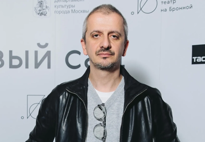 Константин Богомолов отреагировал на скандал с его назначением в Школу-студию МХАТ