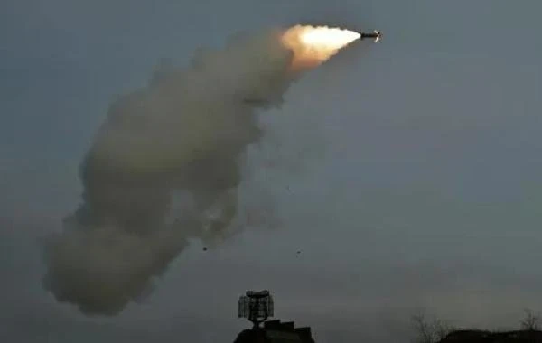 ВСУ атаковали Крым, по полуострову прокатилась волна мощных взрывов: подробности на 25 февраля