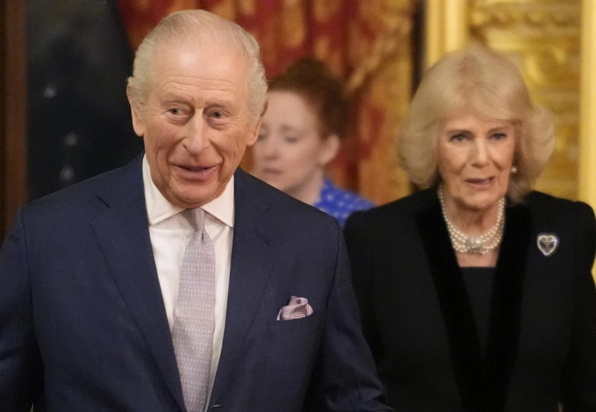 Королевский декоратор покончил с собой после критики со стороны Карла III