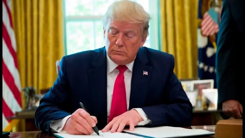 Трамп ещё на год продлил введённые из-за Украины антироссийские санкции