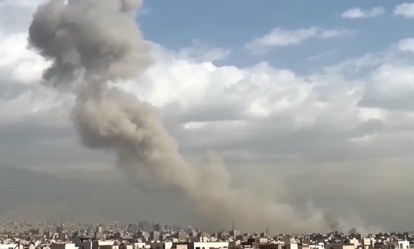 Бахрейн, ОАЭ: Иран нанес ракетные удары по военным базам США на Ближнем Востоке