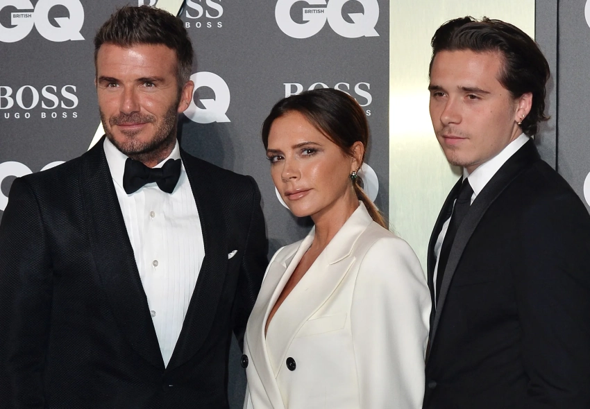 Виктория и Дэвид Бекхэм публично поздравили "блудного" сына Бруклина с днём рождения на фоне конфликта