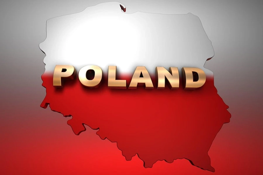 Президент Польши злит армию и премьера ради интересов США