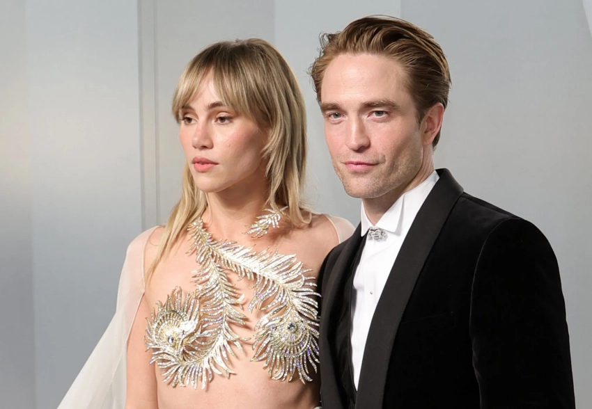 Роберт Паттинсон и Сьюки Уотерхаус впервые за долгое время вышли вместе в свет