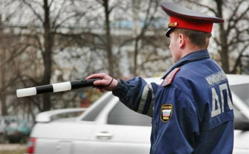Штраф за капот: с 14 февраля водители не могут открывать его по требованию ГАИ
