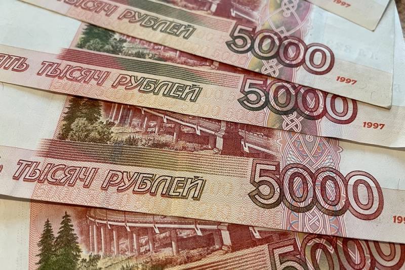 Малоимущие в России: как получить статус в 2024 году и какие у него преимущества