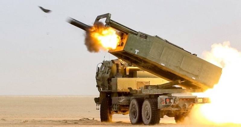 США приостанавливают всю военную помощь Украине: новые вызовы для Киева