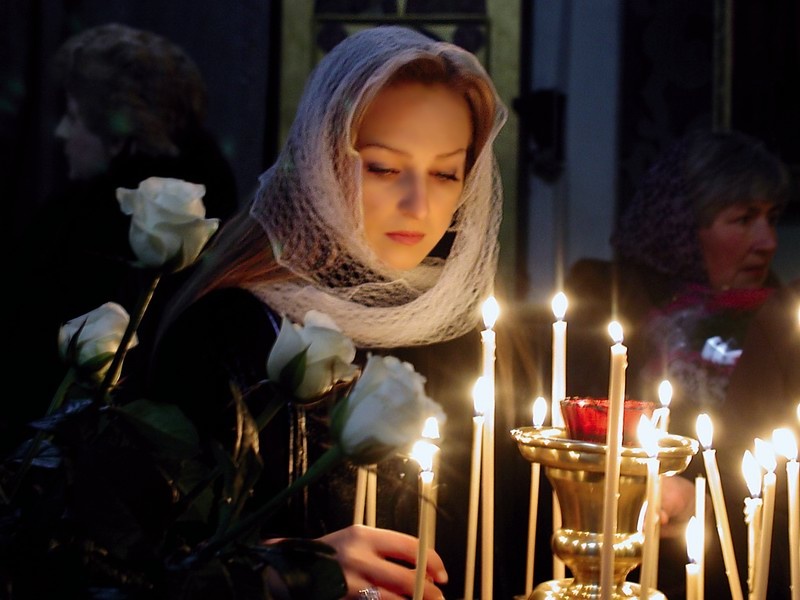 Смысл Радоницы, какого числа отмечается в 2024 году и как правильно поминать